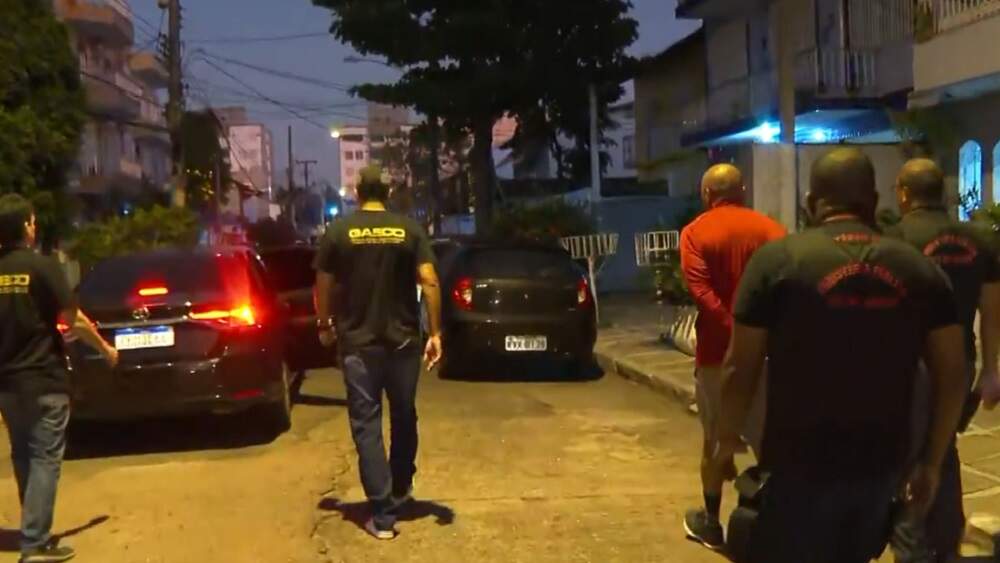 MPRJ prende 11 PMs acusados de tortura e extorsão comandante de