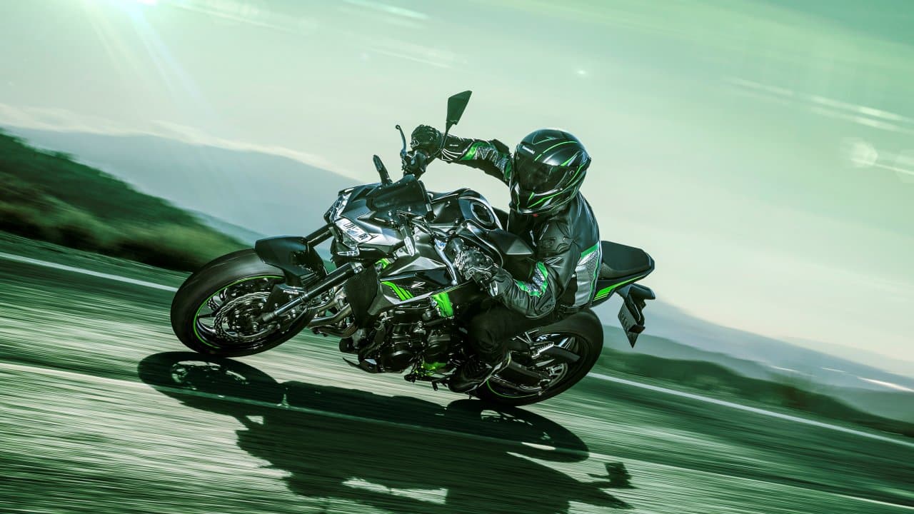 Ainda mais moderna, Kawasaki apresenta linha 2021 da supernaked