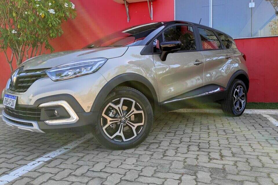 Renault Captur Iconic 1.3 TCe 2022.