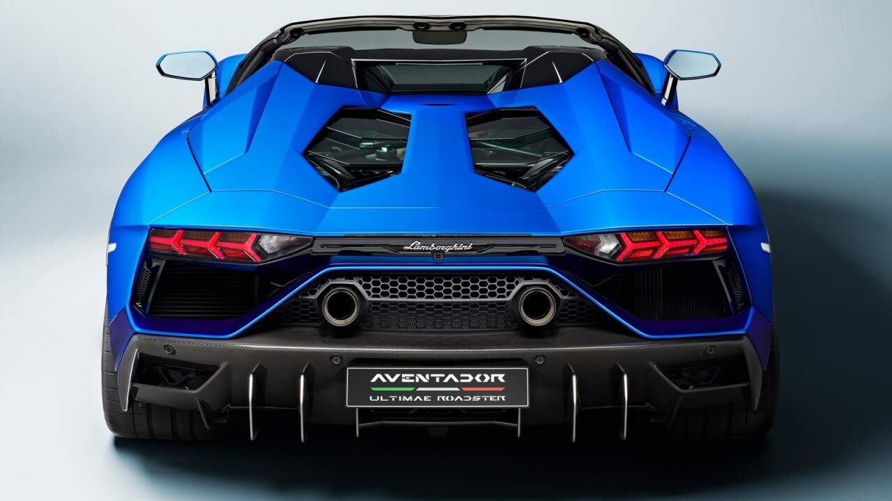 Lamborghini Aventador LP780-4 Ultimae Roadster.