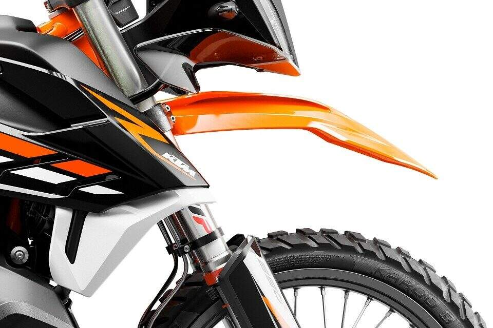 KTM 890R