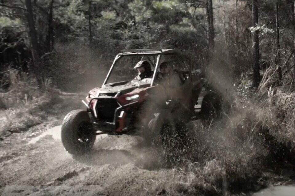 UTV Polaris RZR Pro R