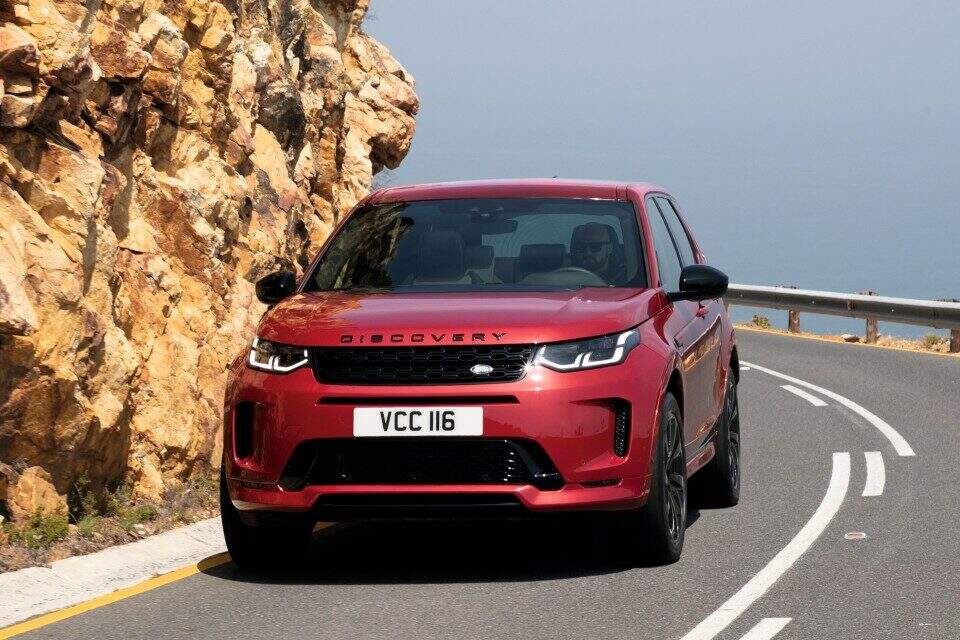 Land Rover Discovery Sport 2022.