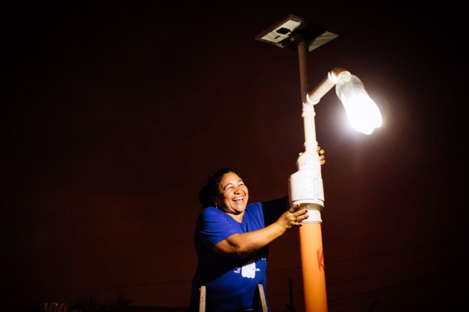 Luz solar em comunidades amazônicas