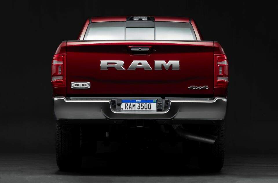 Ram 3500 Laramie Longhorn.