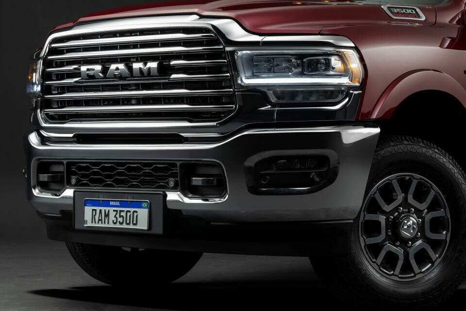 Ram 3500 Laramie Longhorn.