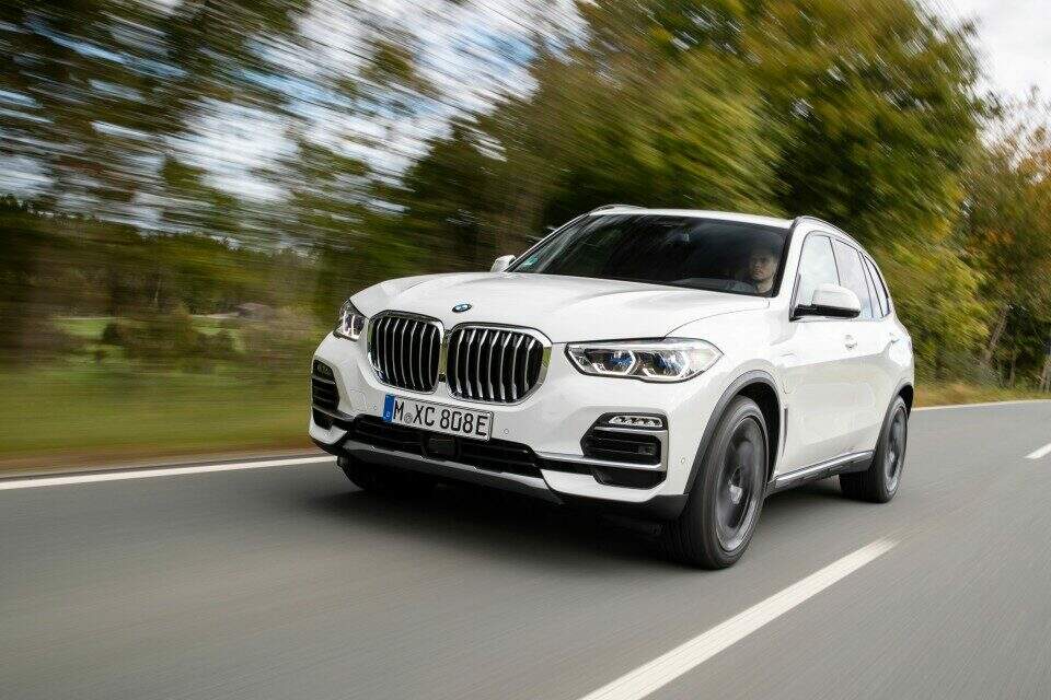 BMW X5 xDrive45e 2020.