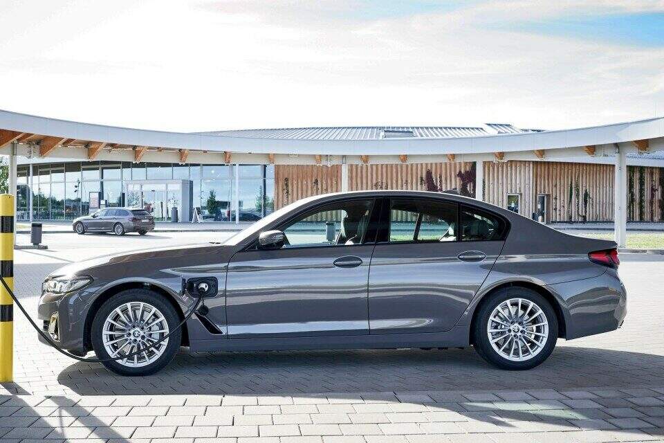 BMW 530e Luxury.