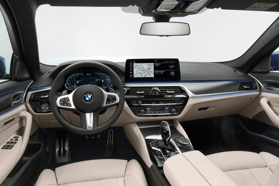 BMW 530e Luxury.