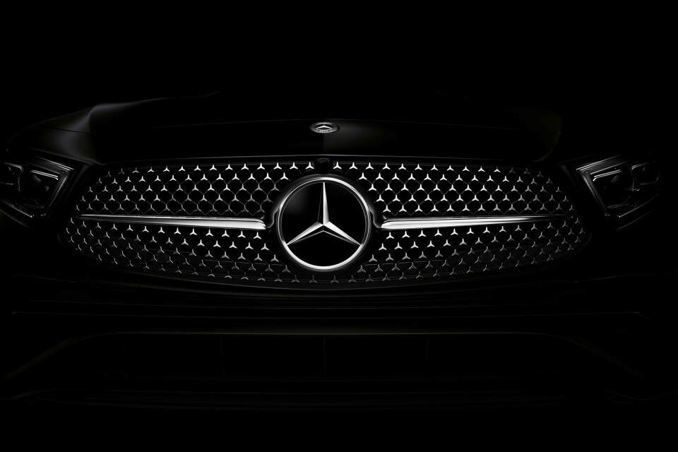 Estrela de três pontas da Mercedes-Benz.