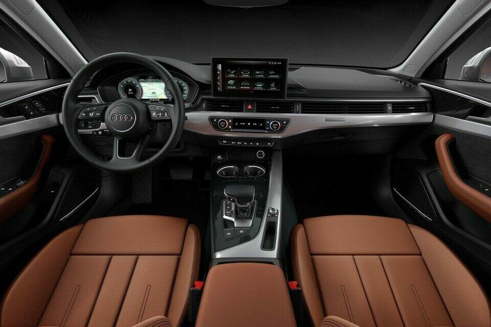 Audi A4 2023.