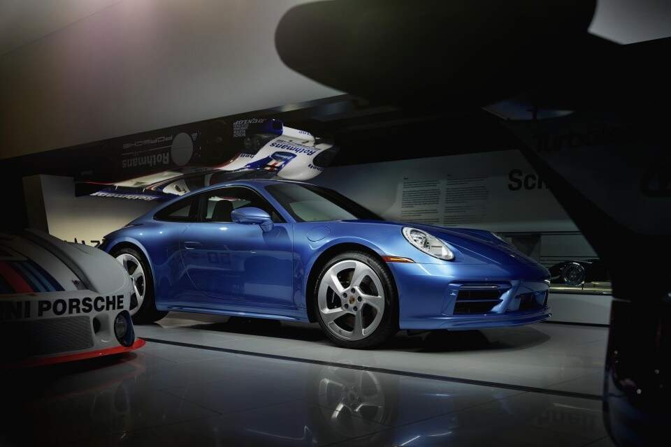 Porsche e Pixar criam versão real de Sally, de Carros, com aquela