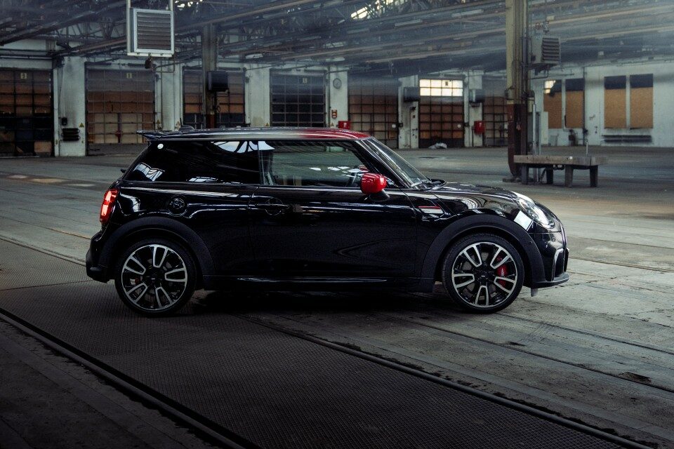 Mini John Cooper Works – Pat Moss Edition.