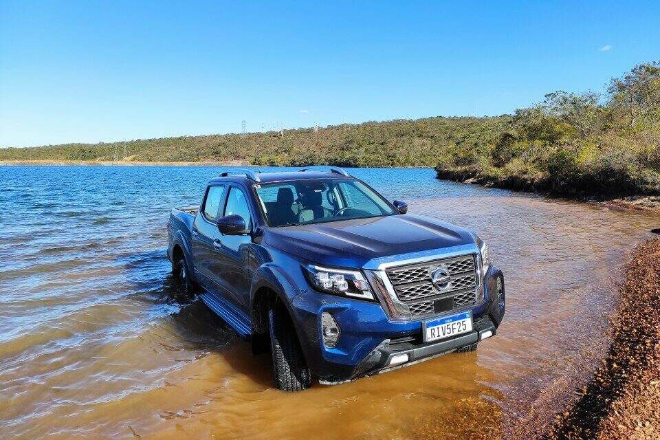 Nissan Frontier Platinum.