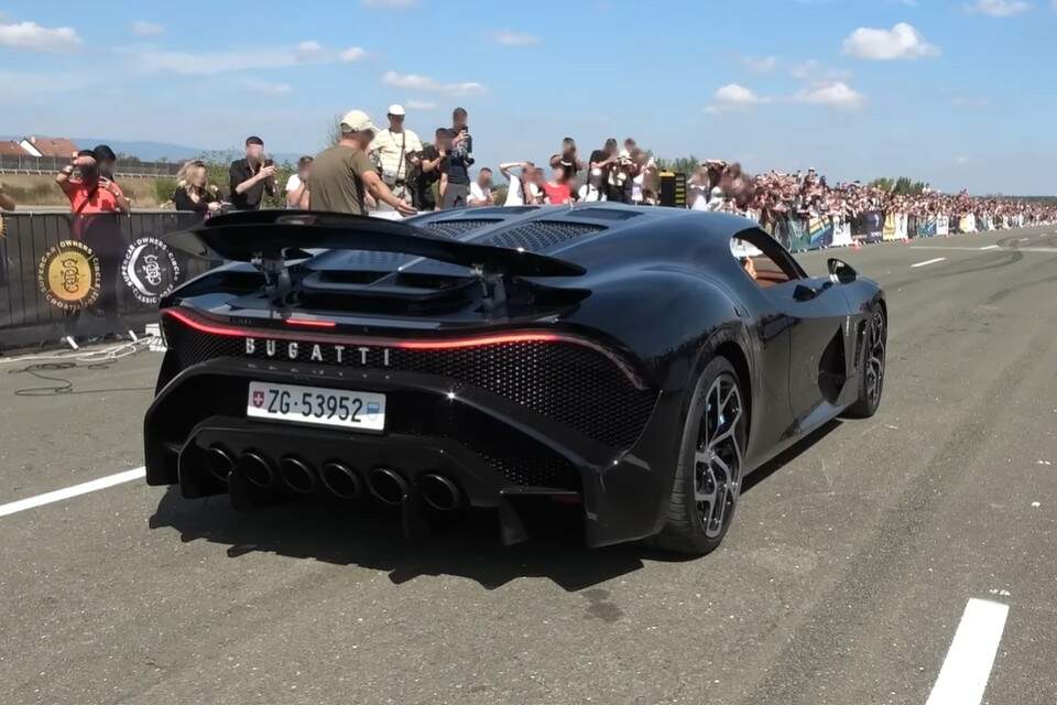 Bugatti La Voiture Noire.