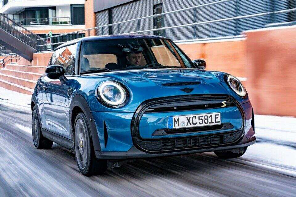 Mini Cooper S E.