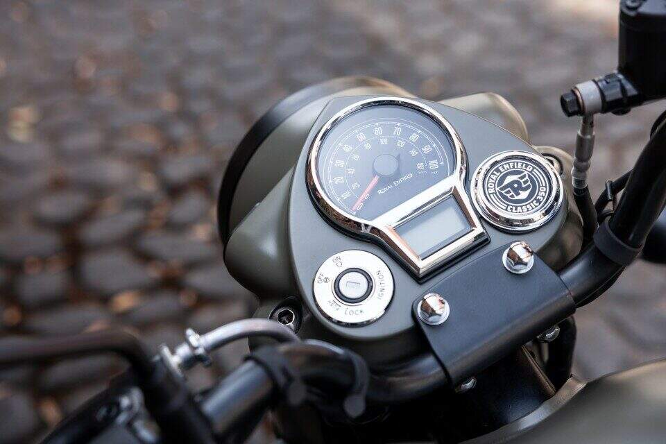 Royal Enfield Classic 350.