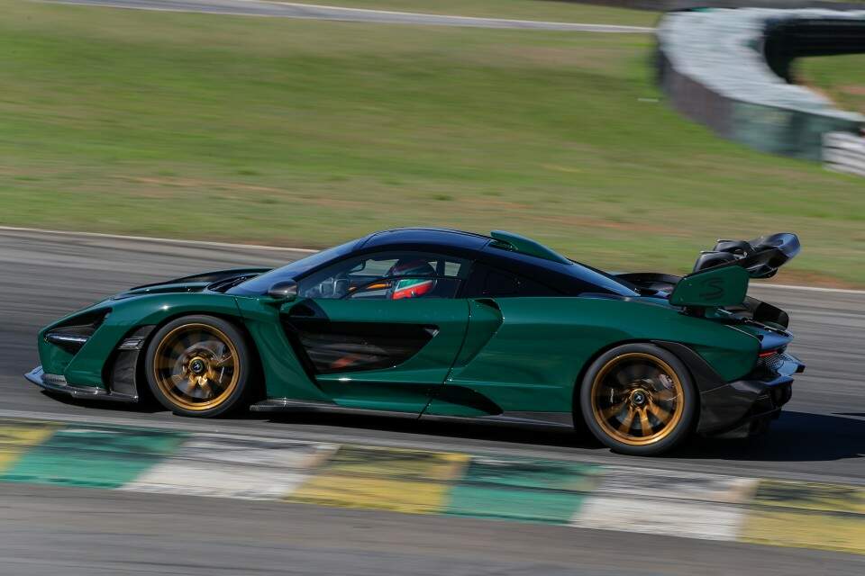 McLaren Senna em Interlagos.