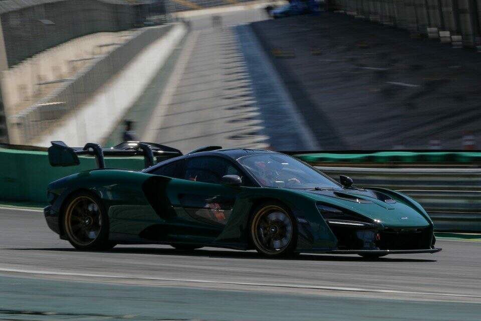 McLaren Senna em Interlagos.