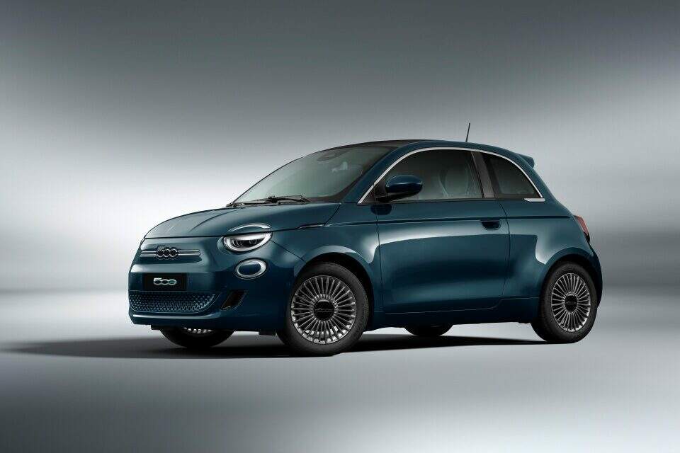 Fiat 500e.