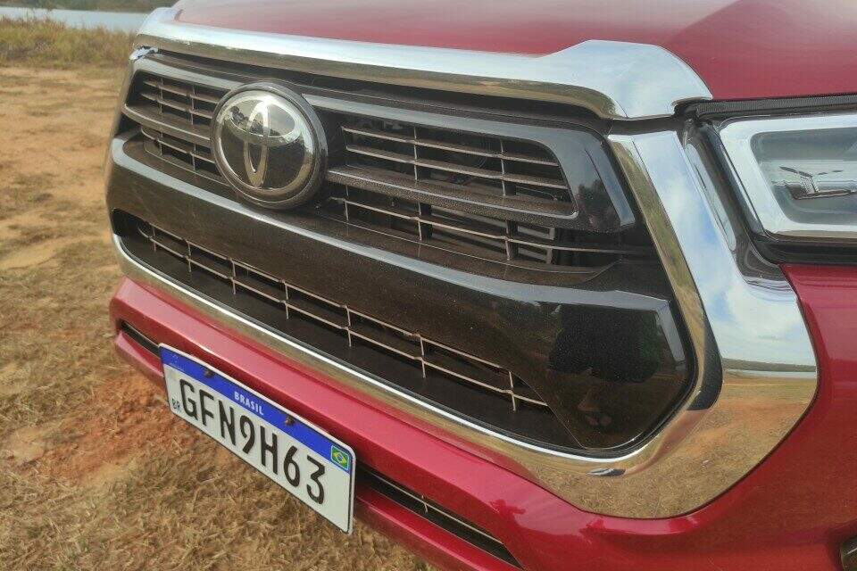 Toyota Hilux SRX.