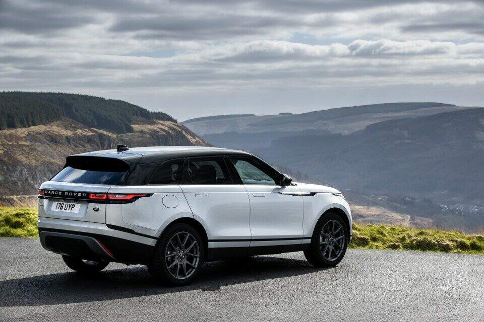 Land Rover Range Rover Velar.