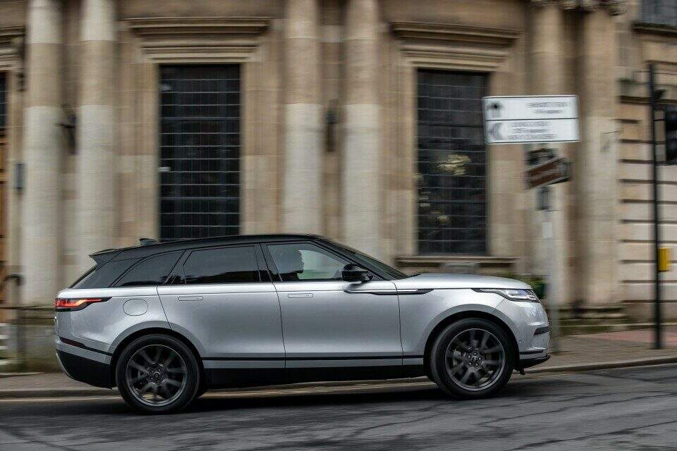 Land Rover Range Rover Velar.