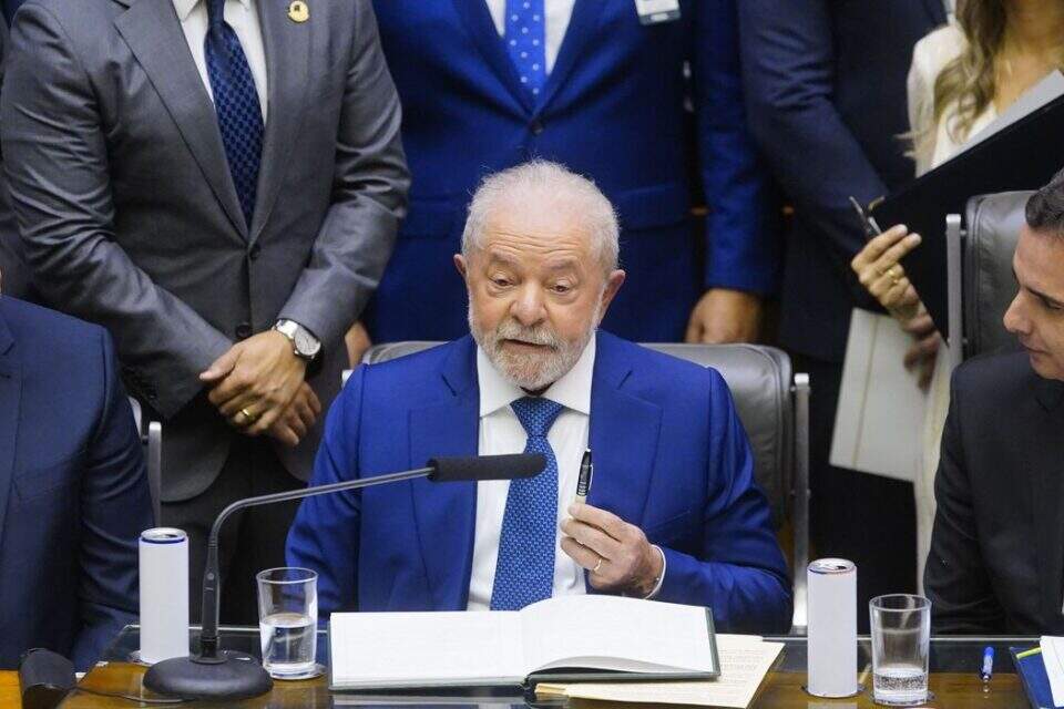 Lula, após tomar posse com presidente, no Congresso. Foto: Agência Câmara