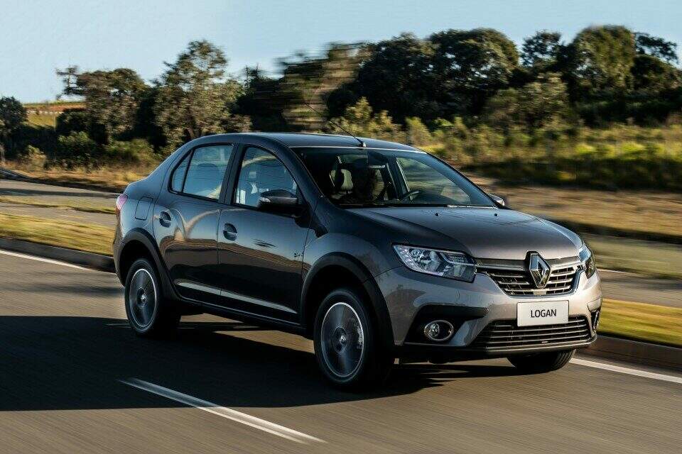 Renault Logan.