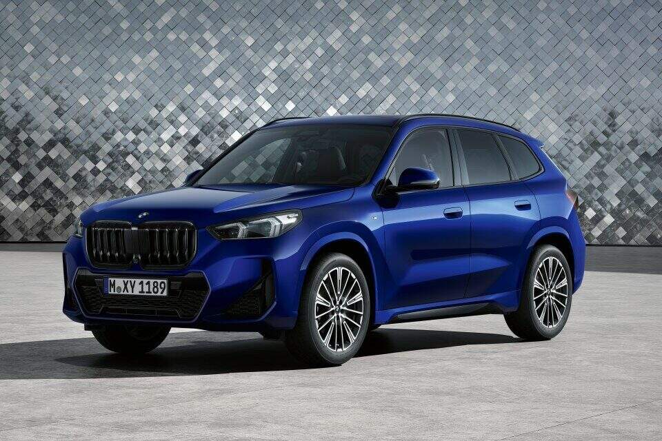 BMW X1.