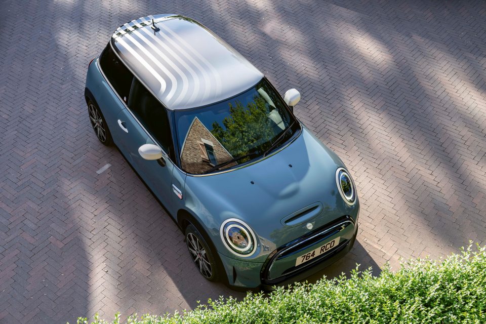 Mini Cooper S E Multitone Edition.