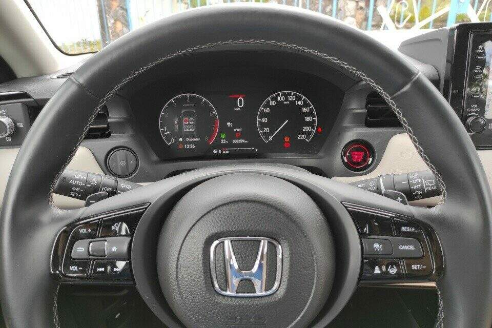 Honda HR-V Touring.