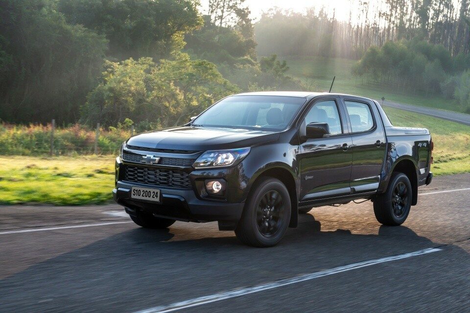 Chevrolet S10 Midnight.