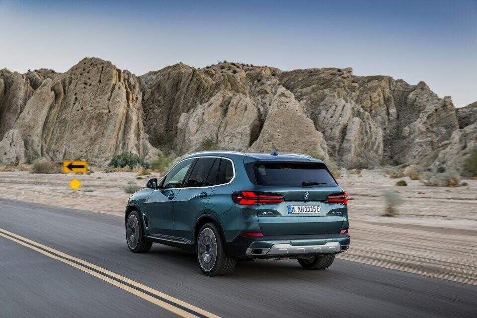 BMW X5.