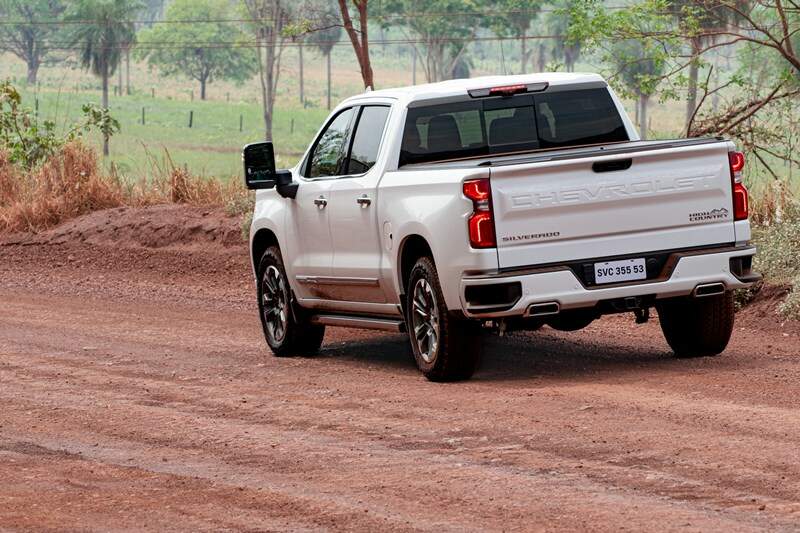 Chevrolet Silverado High Coyntry.