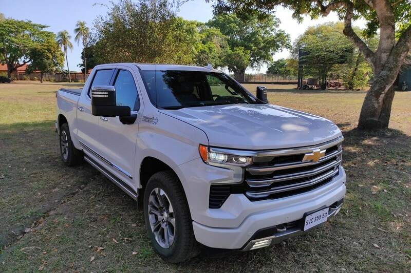 Chevrolet Silverado High Coyntry.