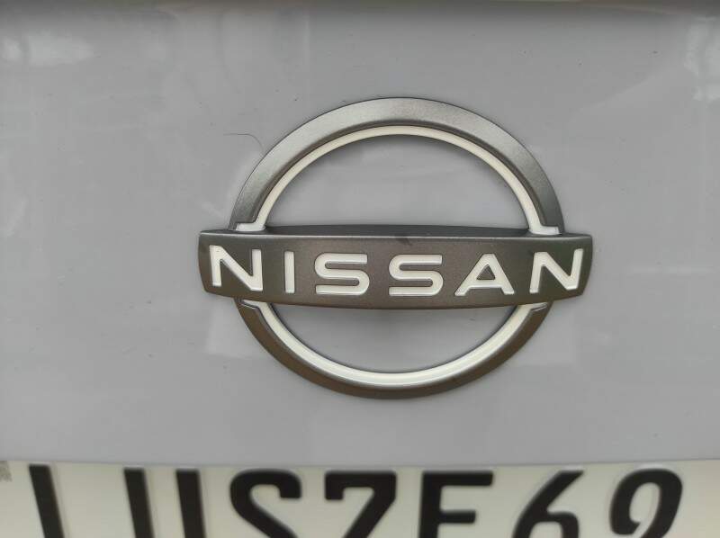 Nissan Versa Exclusive.