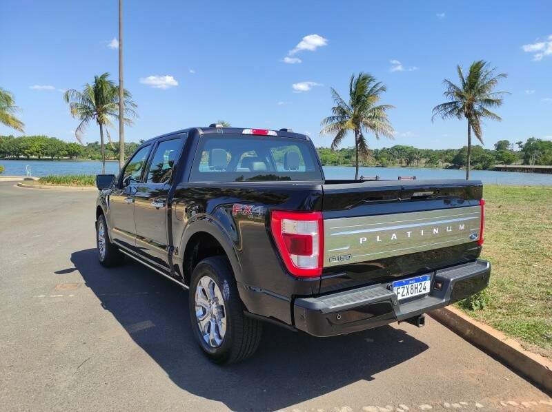 Ford F-150 Platinum.