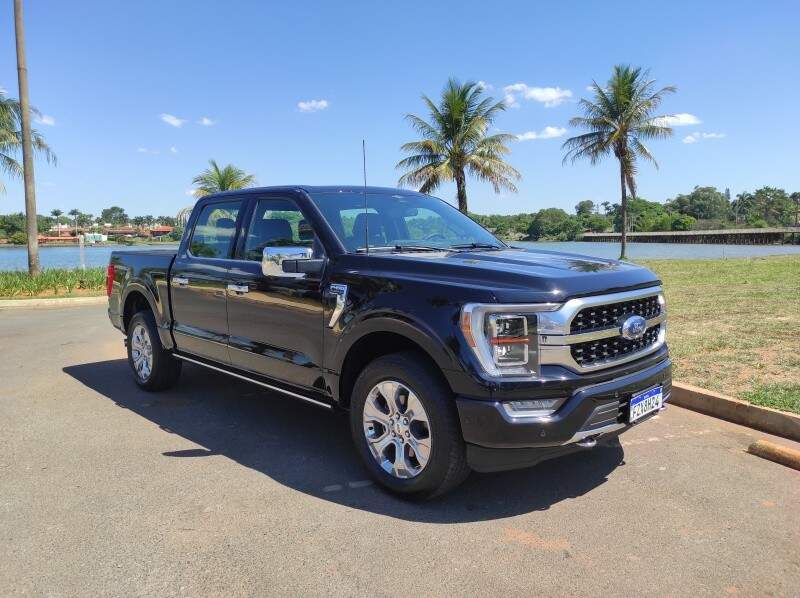 Ford F-150 Platinum.