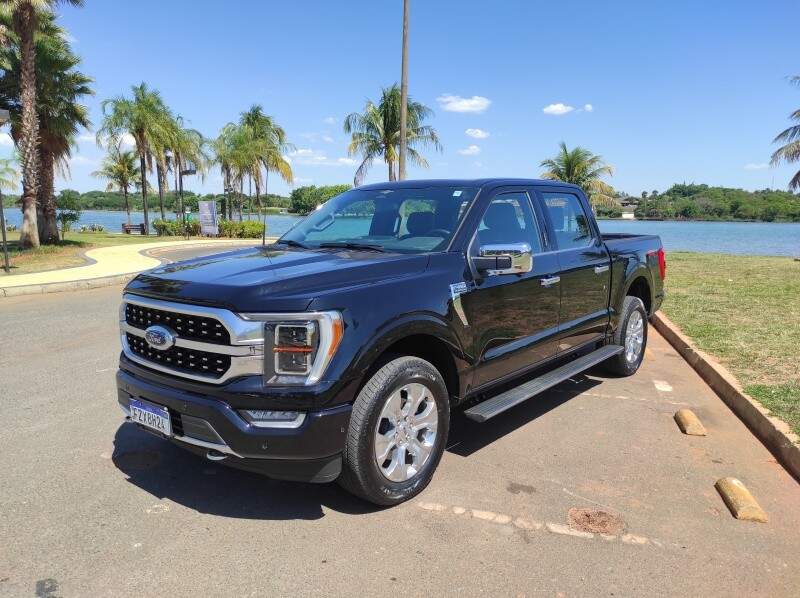 Ford F-150 Platinum.