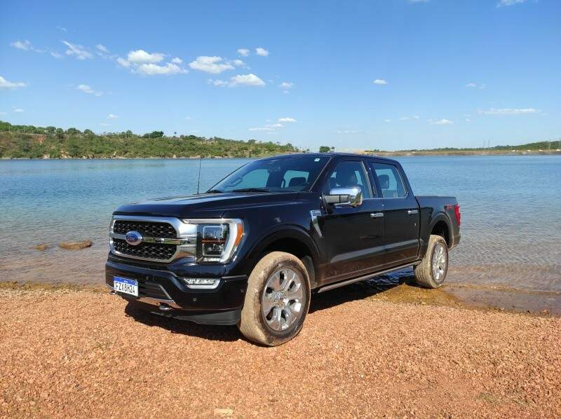 Ford F-150 Platinum.