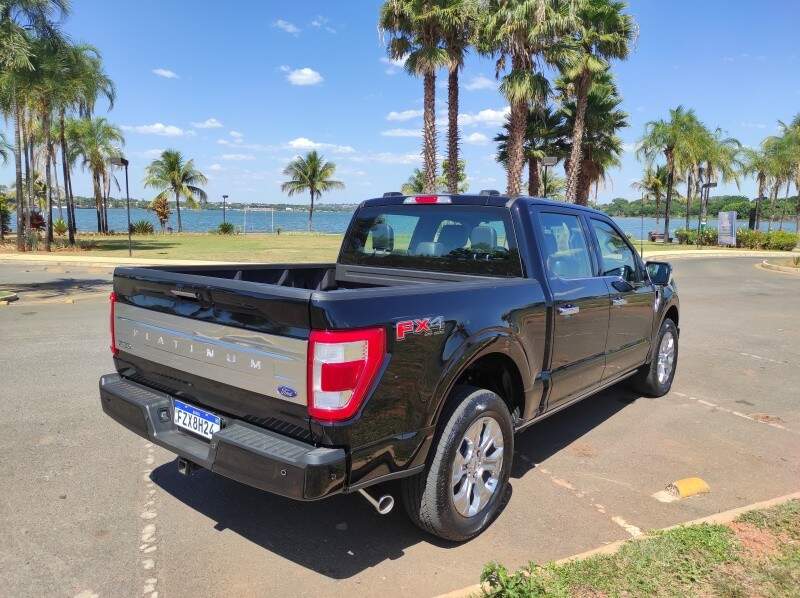 Ford F-150 Platinum.