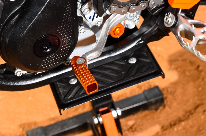 KTM 450 SX-F Factory Brasil.