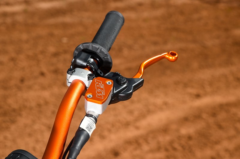 KTM 450 SX-F Factory Brasil.