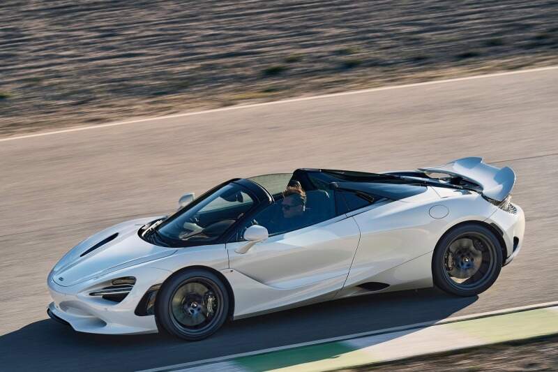 McLaren 750S.