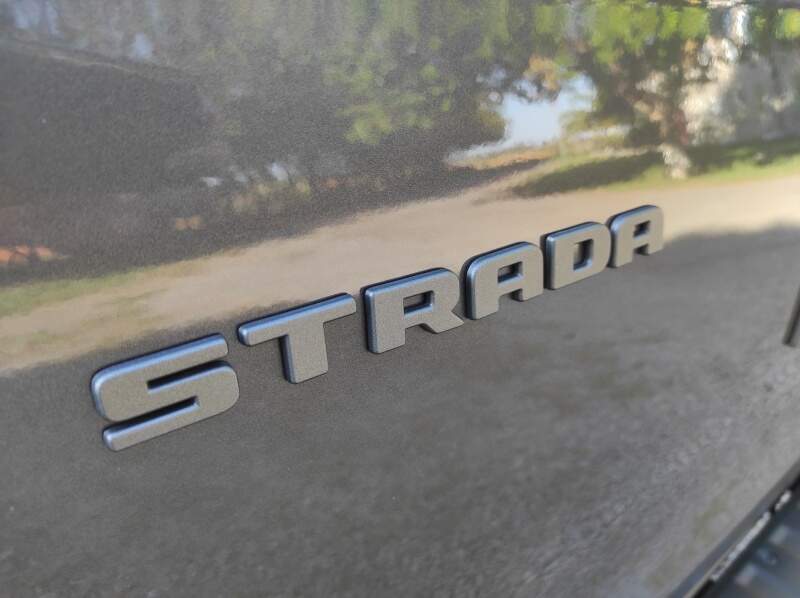 Fiat Strada Ultra T200.