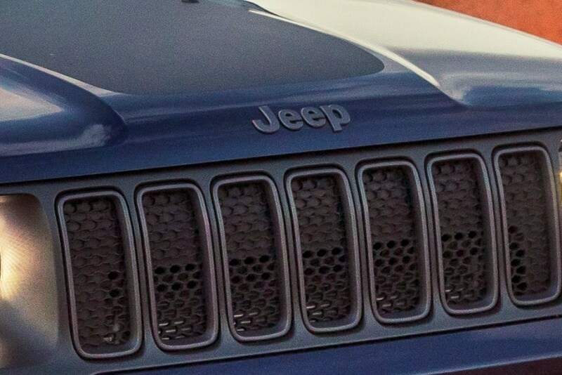 Logo Jeep.