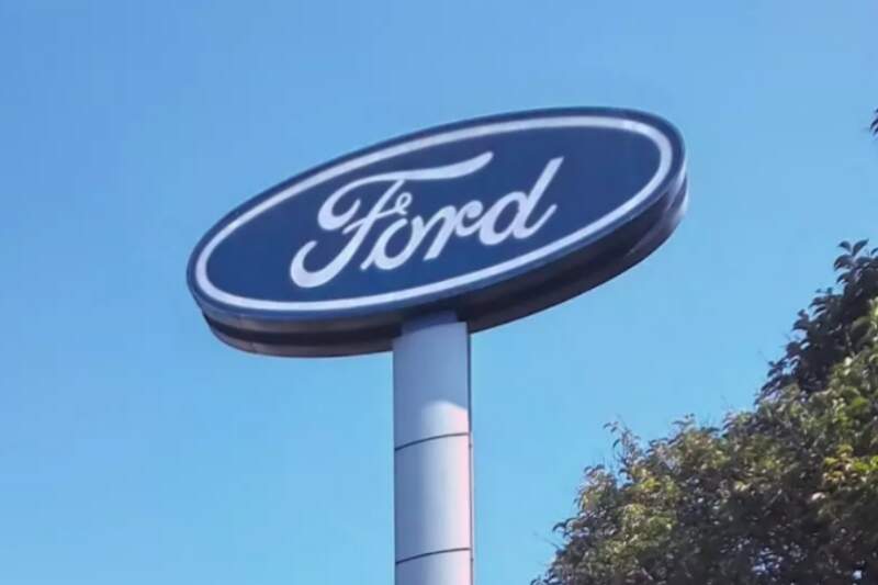 Logo Ford.