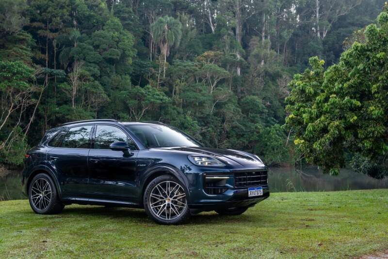 Porsche Cayenne E-Hybrid.