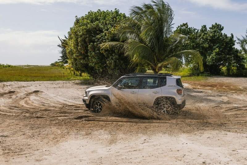 Jeep Renegade 2025.